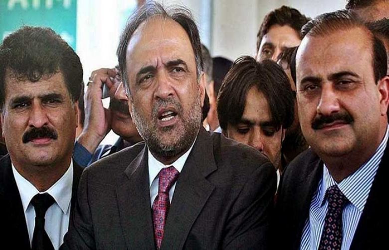 Pakistan People’s Party (PPP) leaders Qamar Zaman Kaira and Saeed Ghani 