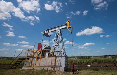 Oil prices fell for a second day on expectations that peace talks between the US and Iran may resume