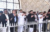 Sindh governor, CM visit Qauid's Mausoleum