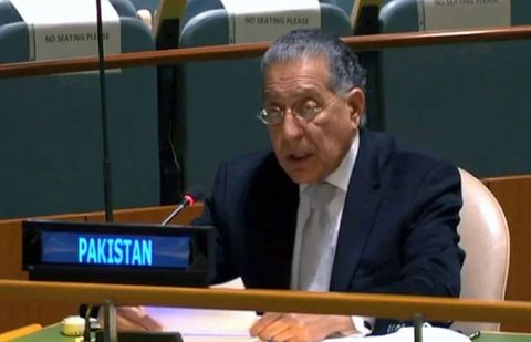 Pakistan's Permanent Representative to the UN Munir Akram