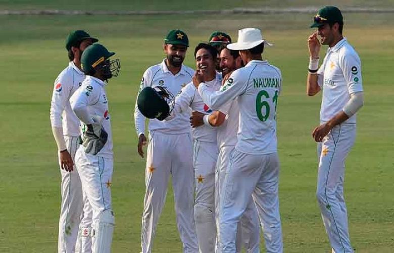 Pakistan win first Test against South Africa