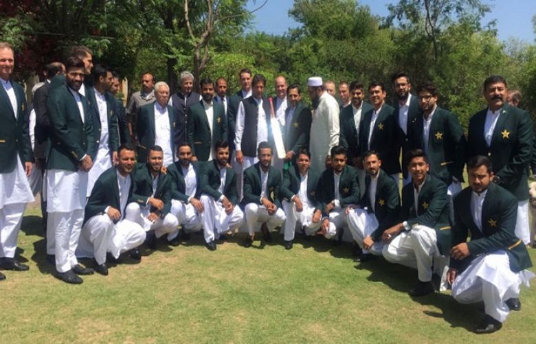 Prime Minister Imran Khan met Pakistan’s cricket squad