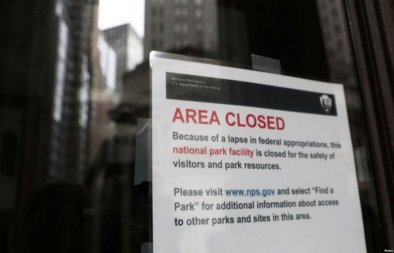 A sign informs visitors that Federal Hall is closed because of the government shutdown in New York City, Jan. 3, 2019.