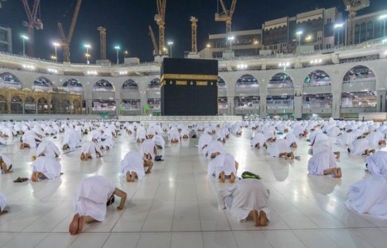 Saudi Arabia opens Umrah to vaccinated worshipers from abroad