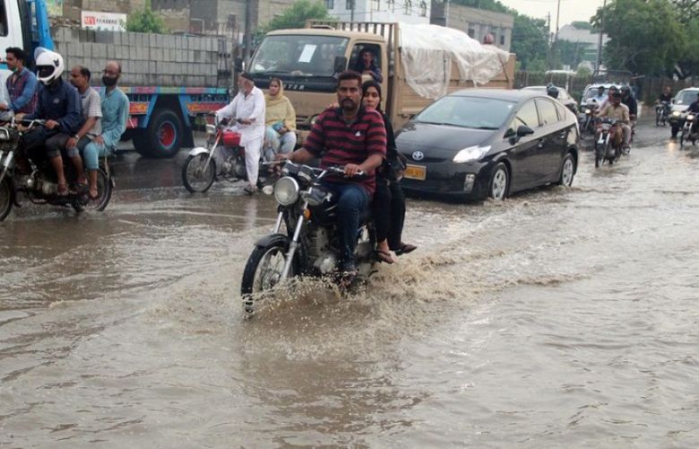Third monsoon spell, Two die of electrocution in Karachi
