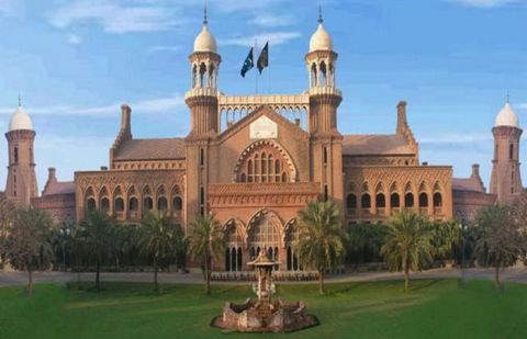 LHC directs ROs to accept PTI candidates’ nomination papers