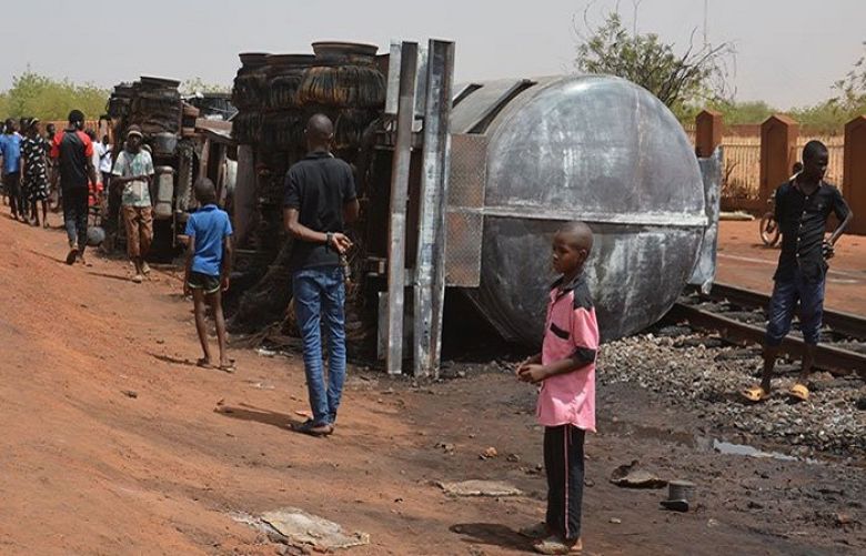 Tanker truck fuel blast kills 58 in Niger