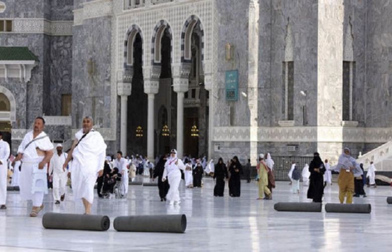 Religious Ministry approves four categories of private Hajj package