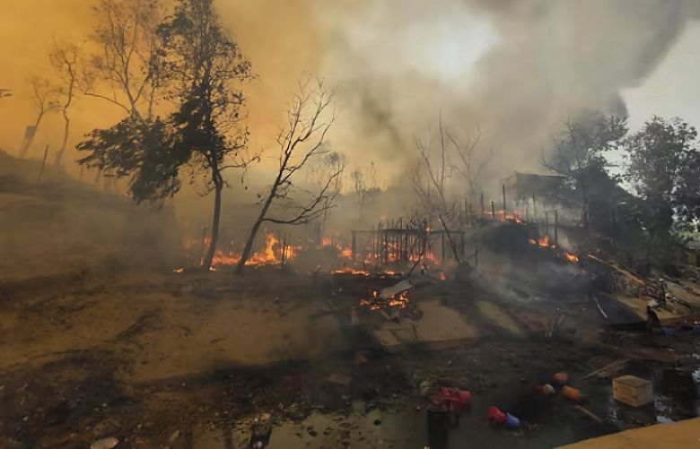 Fire at Rohingya camp in Bangladesh leaves refugees homeless