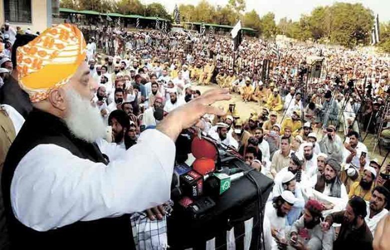 JUI-F&#039;s Azadi March rally reaches in Islamabad