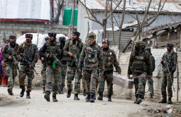 India deploys thousands of more troops to occupied Kashmir