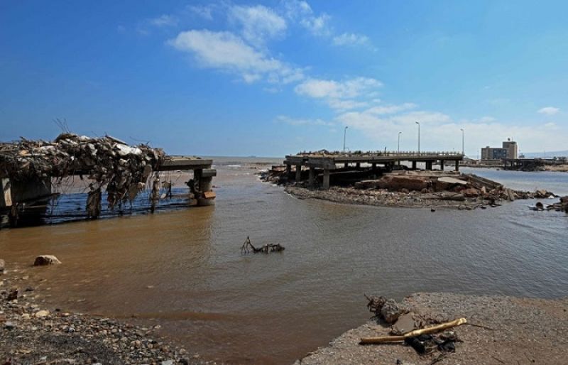 سیلاب زدہ لیبیا میں امداد پہنچ گئی، ساحلی شہر ڈیرنا میں مرنے والوں کی تعداد 11,300 بتائی گئی – SUCH TV