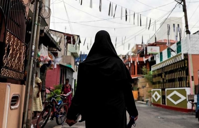 Sri Lanka bans face veils after attacks by militants