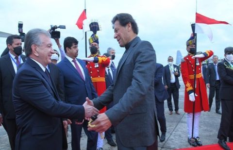Uzbek President Shavkat Mirziyoyev reached Islamabad on two-day visit