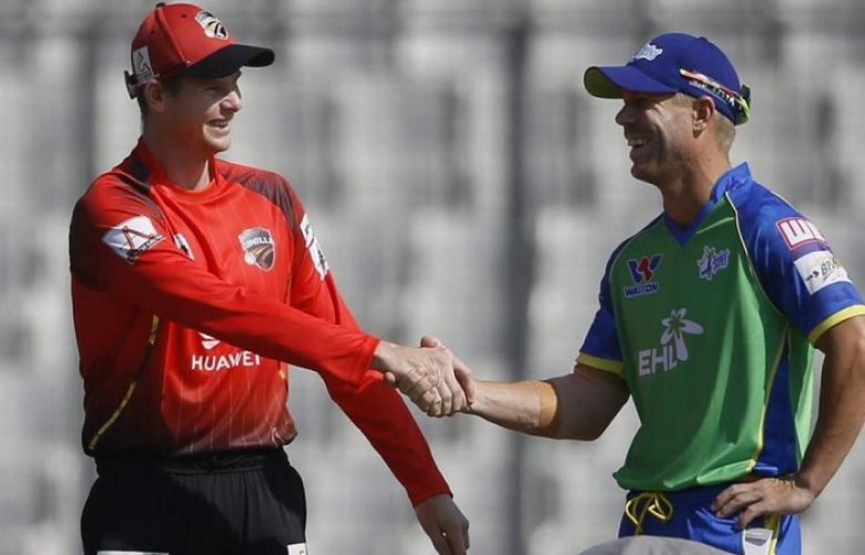 Banned Australian cricketers David Warner and Steve Smith made a low-scoring debut in the Bangladesh Premier League