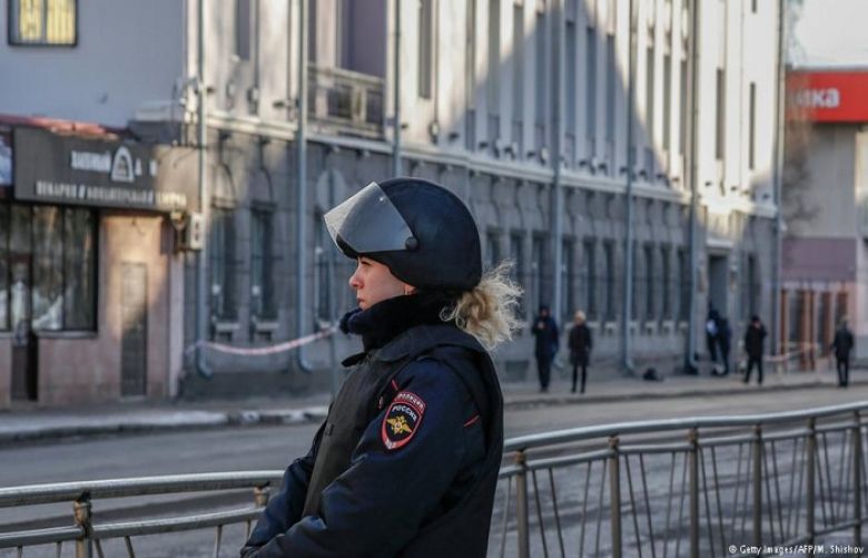 Teenager dies after setting off bomb at Russian intelligence agency