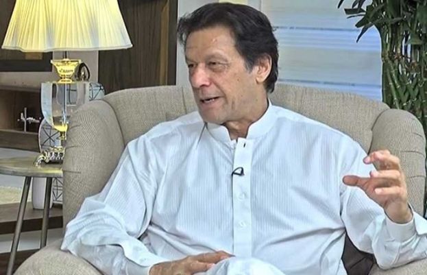 Imran Khan prefers opposition benches over alliance with Zardari