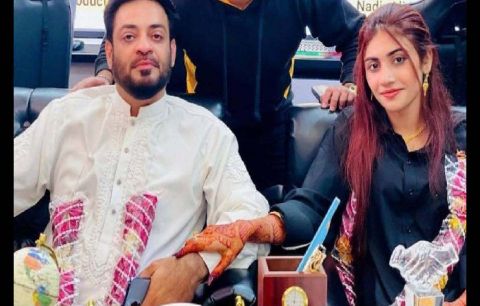 Amir Liaquat's third wife asks for divorce