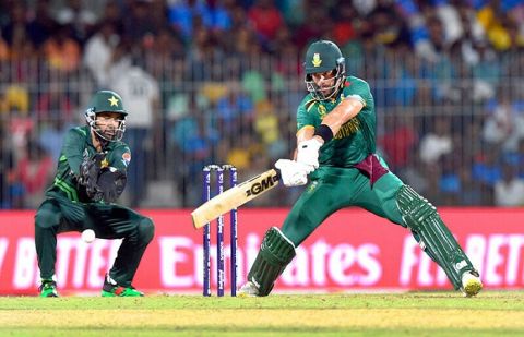 South Africa push struggling Pakistan closer to World Cup exit