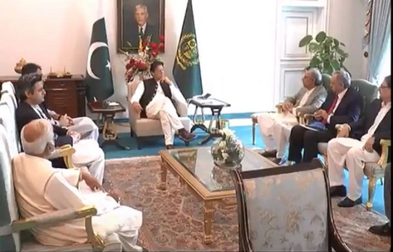 Prime Minister Imran Khan discusses prevailing economic situation in country