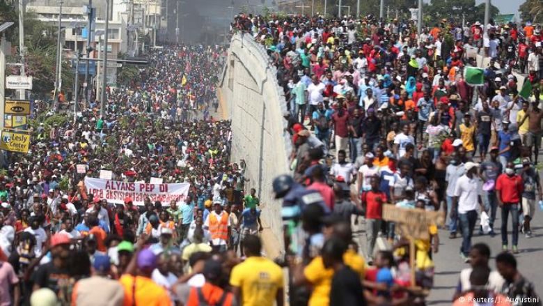 Haiti Thousands of  protesters