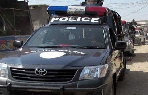 Dacoits attack police station, abduct five cops in Shikarpur