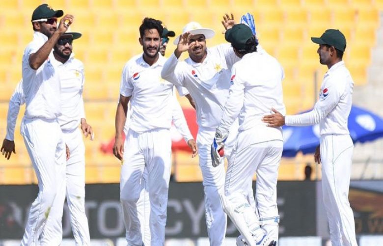 New Zealand set Pakistan 176 runs target to win first Test