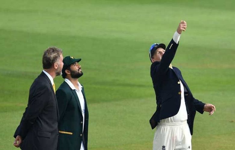 Pakistan won the toss and elected to bat first in the second Test against England at Ageas Bowl in South Hampton.