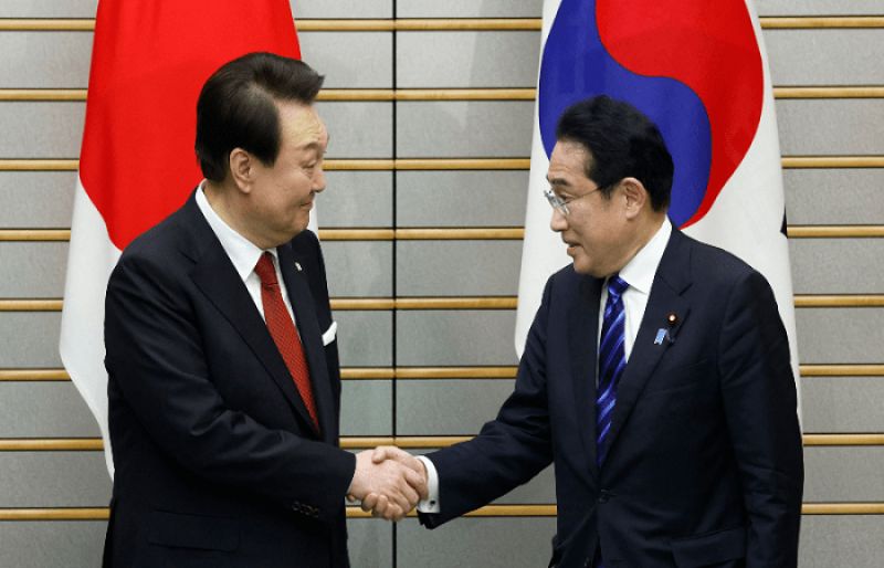 جاپان، جنوبی کوریا نے سربراہی اجلاس کے بعد پگھلایا – ایسا ٹی وی