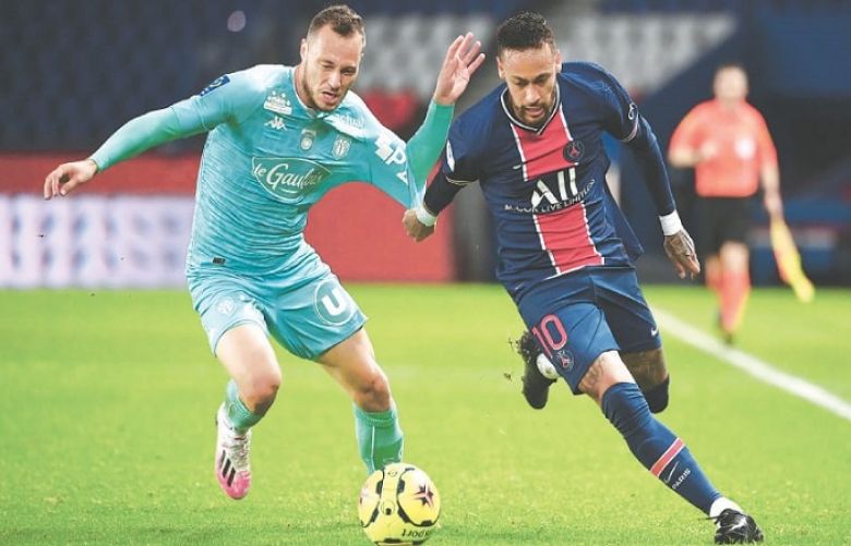 Neymar stars as PSG hit Angers for six