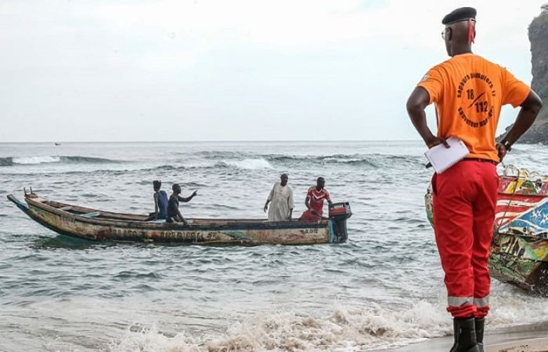 16 people drown as migrant boat capsizes off Senegal coast