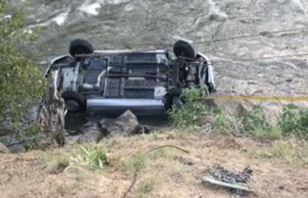Swat: Three killed as tourists&#039; car fell into ditch