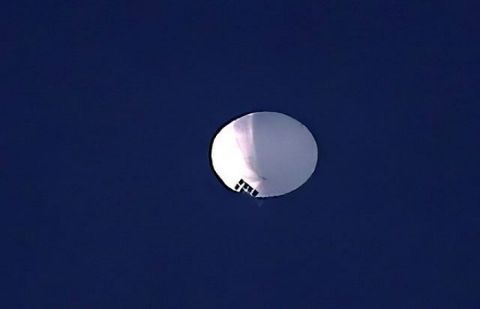 A Chinese spy balloon