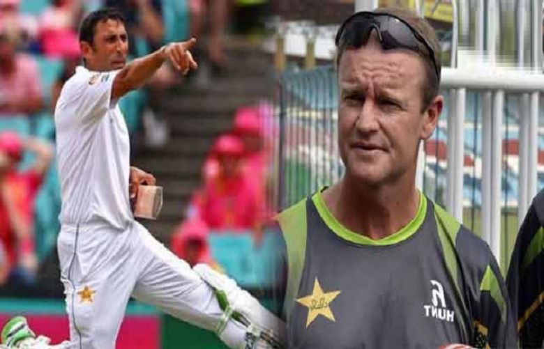 Grant Flower apologizes Younis Khan on knife-related statement