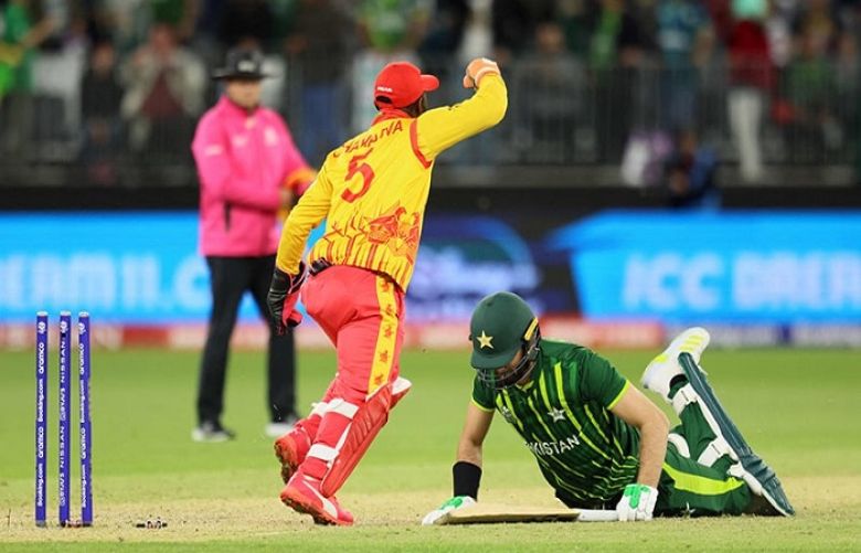 In nail-biting contest, Zimbabwe defeat Pakistan by 1 run