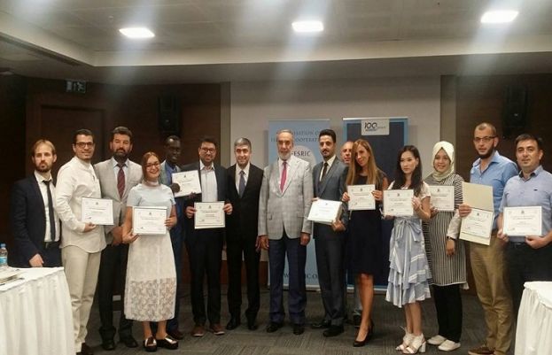 journalists from different countries receive training certificates in Ankara