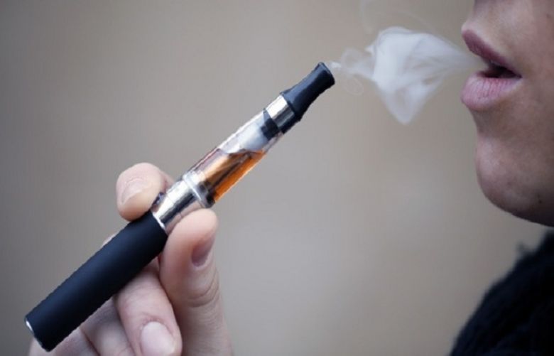 Trend of e-cigarette damages the students of U.S