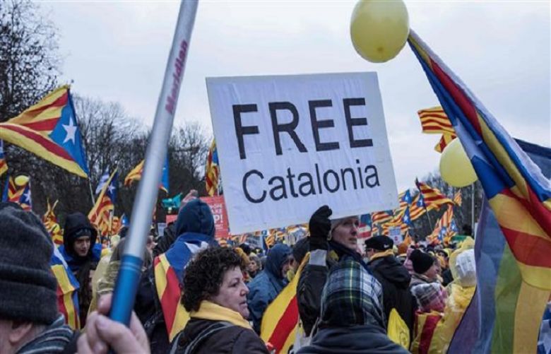 Catalan separatists win absolute parliamentary majority