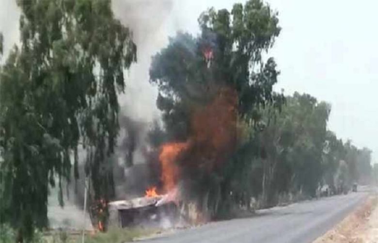 Oil tanker turns turtle in Nawabshah, catches fire