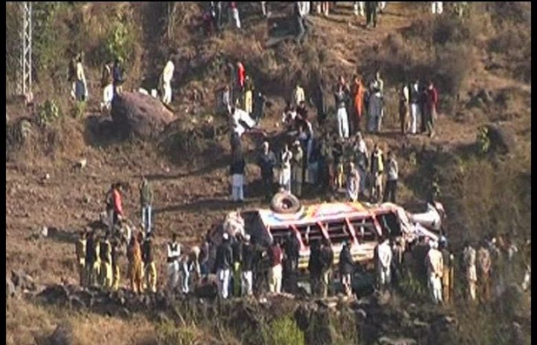 Nine Killed As Jeep Falls Into Ravine in Muzaffarabad