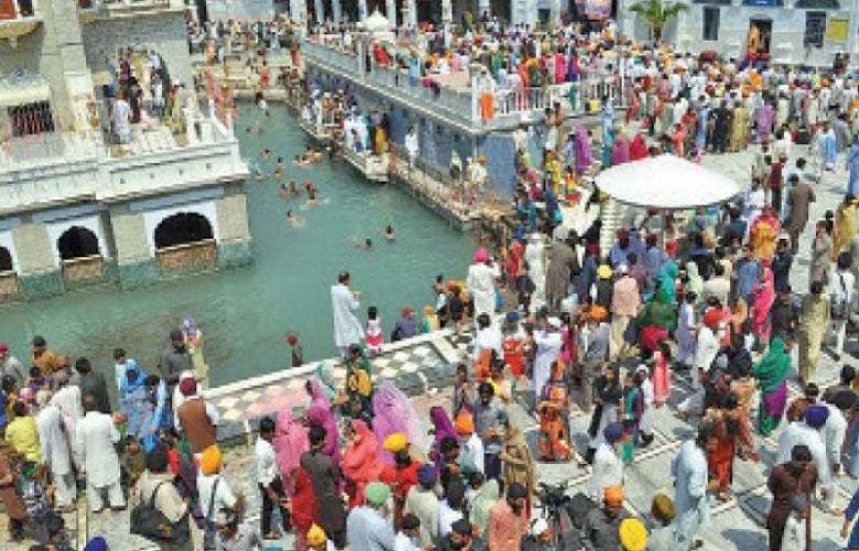Indian Sikh pilgrims began their journey back home on Sunday morning