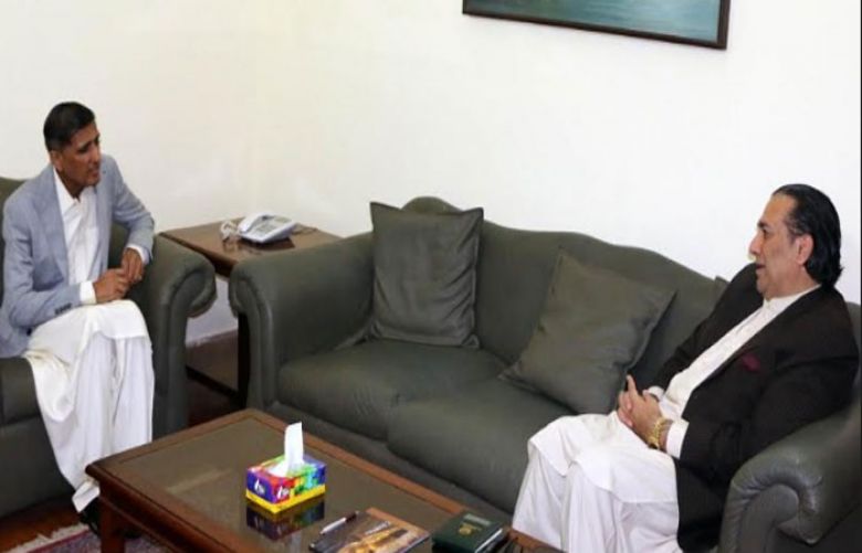 IG Police, Governor GB discuss law, order situation