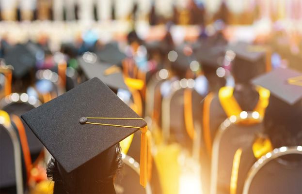 5 best fully funded scholarships for undergraduates