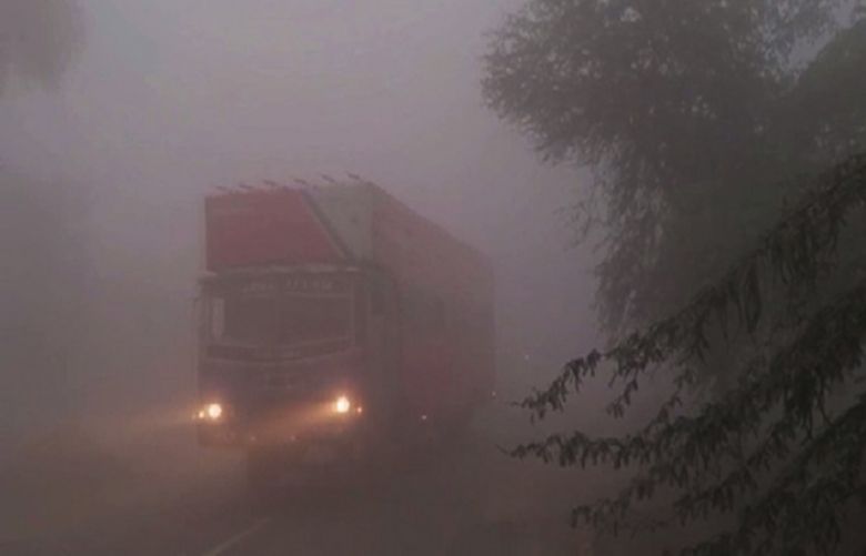 Peshawar-Islamabad Motorway closed owing to dense fog: police