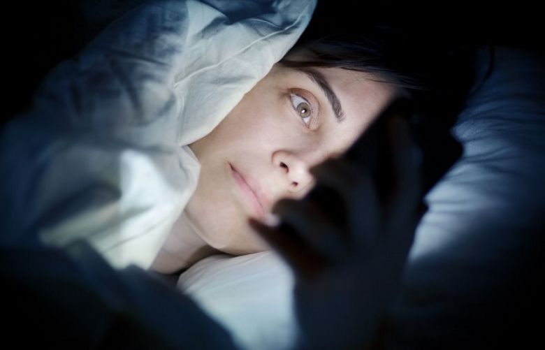Light exposure during sleep linked to weight gain in women