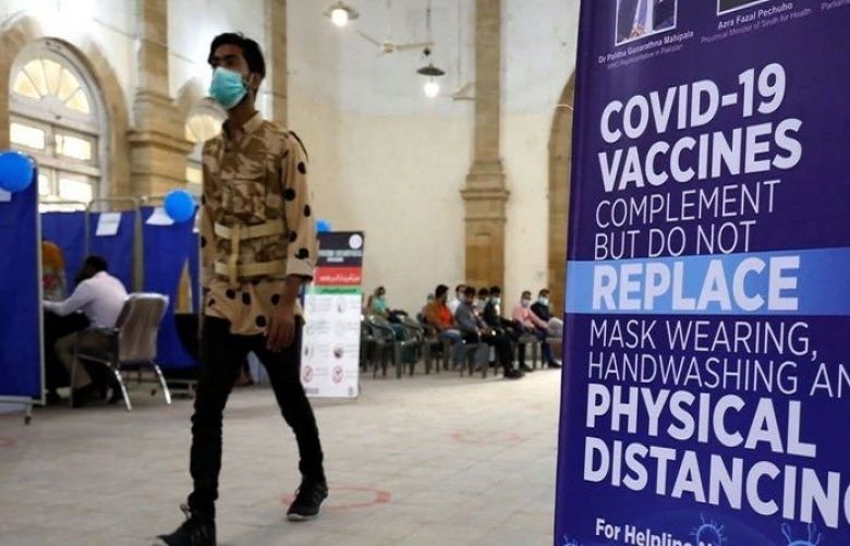 Sindh govt to set up coronavirus vaccine centres in public, private institutions