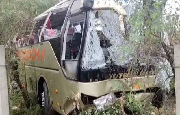 At least 9 killed as bus plunges into ravine in Kotli