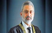President  Alvi clears path for Justice Faez, okays withdrawal of review petitions