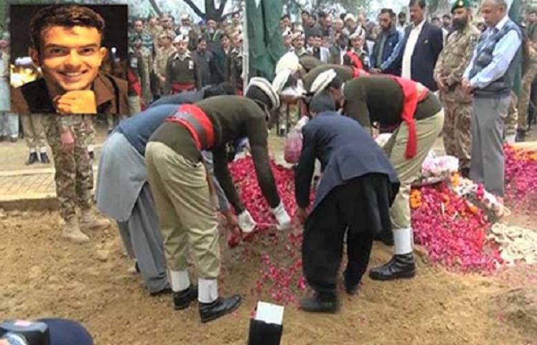  Shaheed Second Lt Abdul Moeed buried with full honours