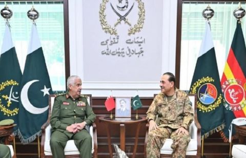 Bahraini commander lauds Pakistan's role in regional peace, stability